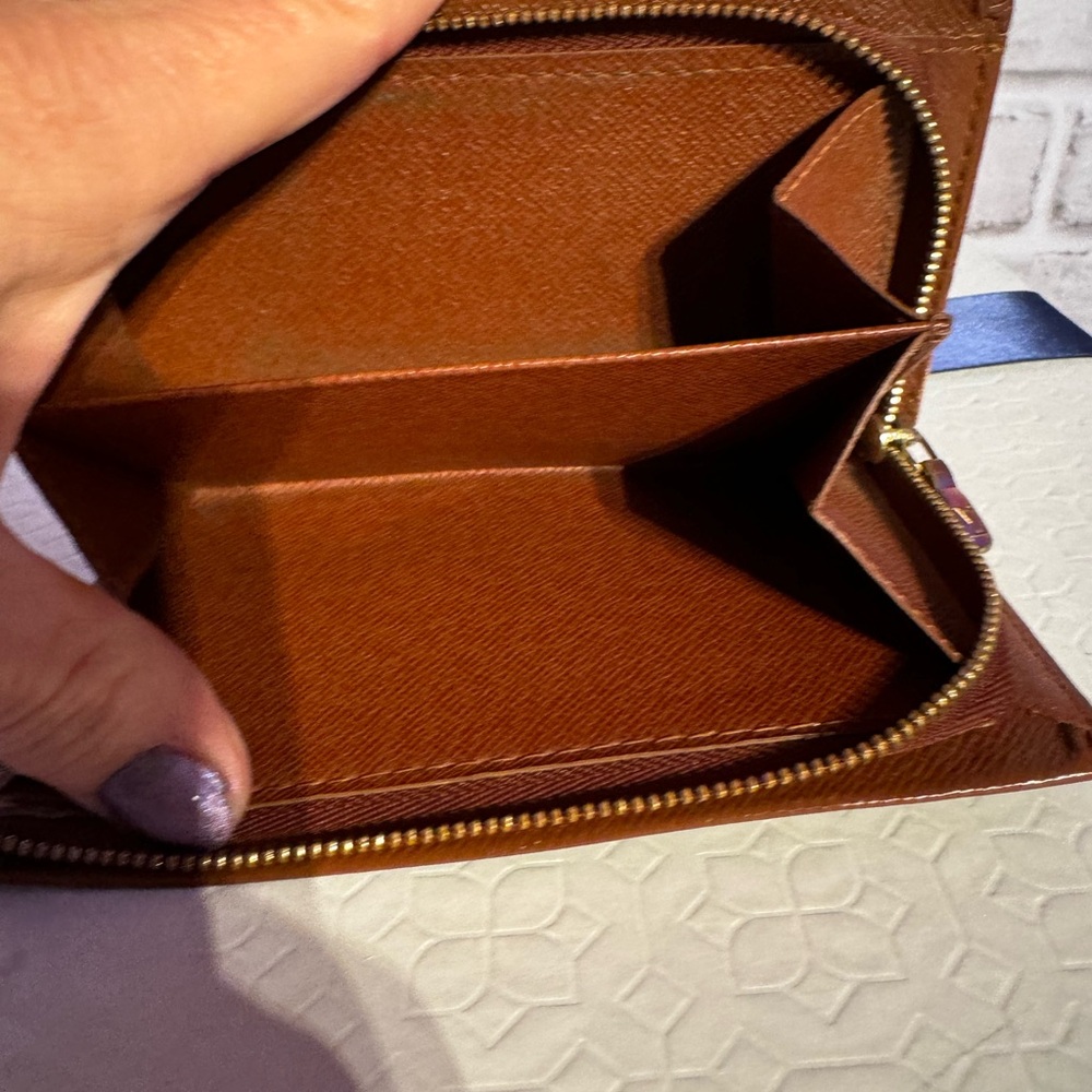 Louis Vuitton Monogram Porte Monnaie Billets Tresor - Picture 7 of 10